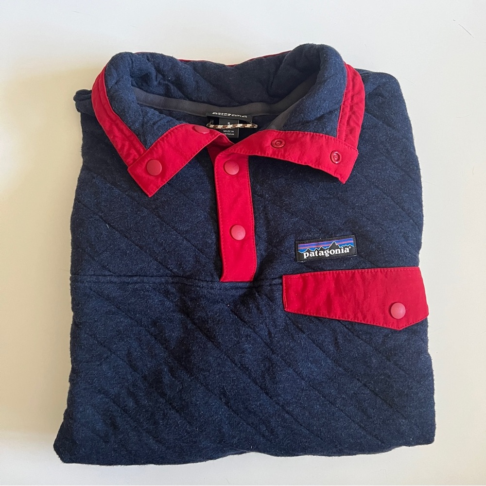 Patagonia navy red 1/4 button pullover jacket, small